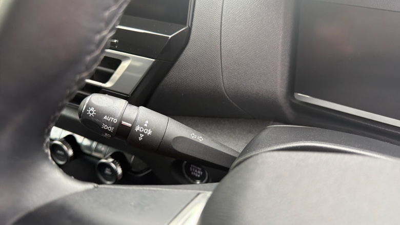 Citroen C4 1.2 PureTech [130] Shine 5dr Petrol Hatchback